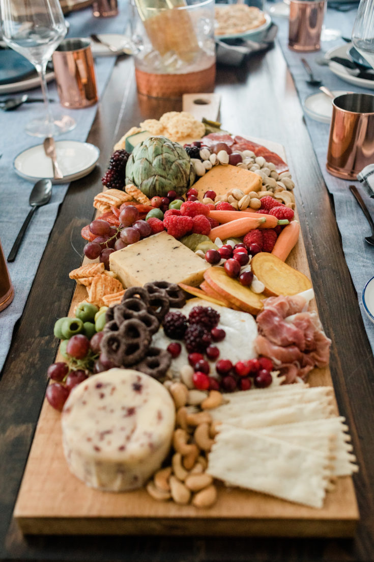 Simple + Elegant Thanksgiving Table Decor - The Sweetest Occasion