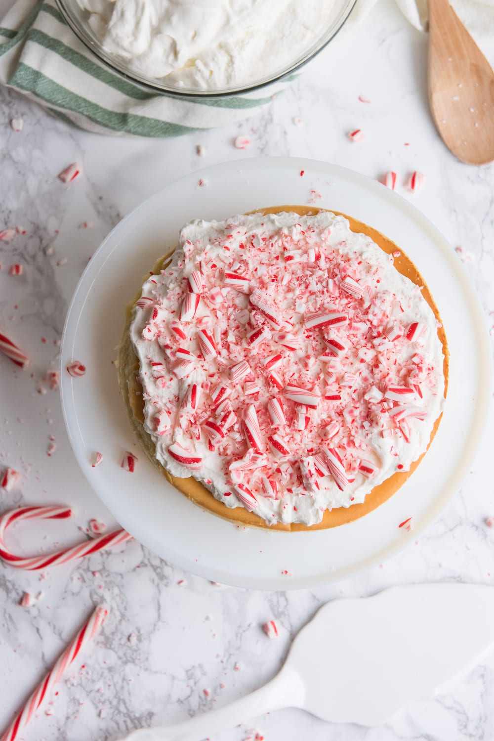 The Easiest Christmas Cheesecake Hack