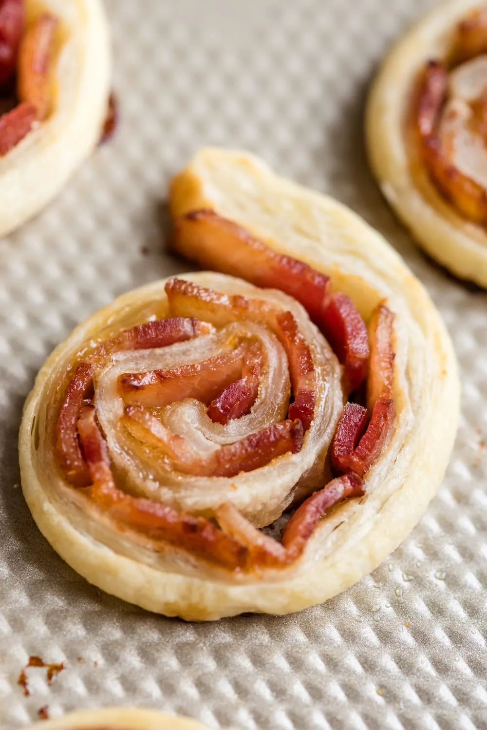 Easy Party Appetizers: Bacon and Jam Pinwheels Recipe