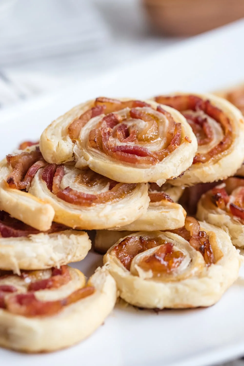 Easy Party Appetizers: Bacon and Jam Pinwheels Recipe