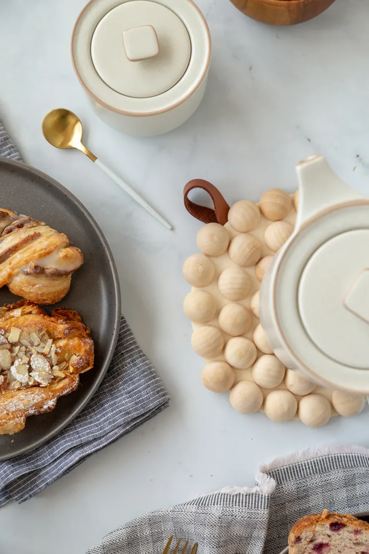 DIY Gifts for Mom: Homemade Wood Trivet