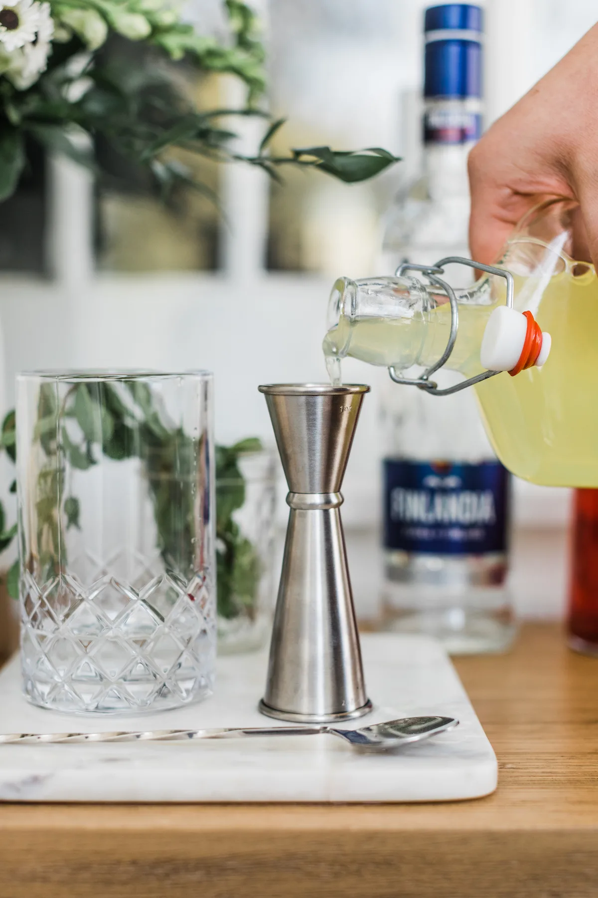 How to Make Kentucky Derby Oaks Lily Cocktail